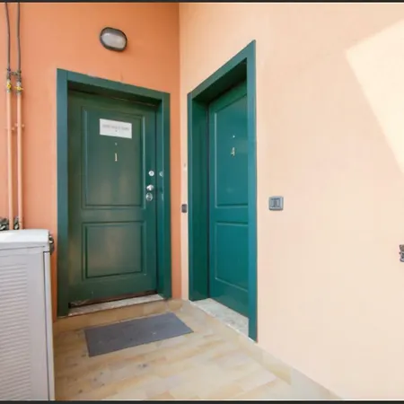 Luminoso Palazzo Storico A 1 Apartamento